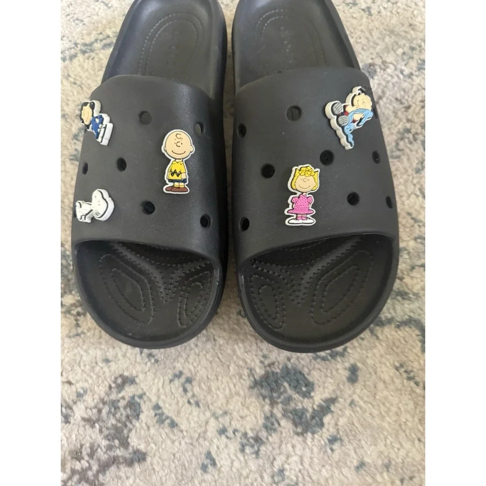 Crocs Black‎ Snoopy M 12